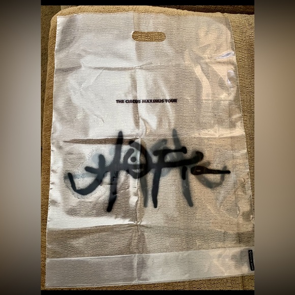 Travis Scott Circus Maximus Tee - Official Tour Merchandise. Size Medium. - Picture 5 of 5